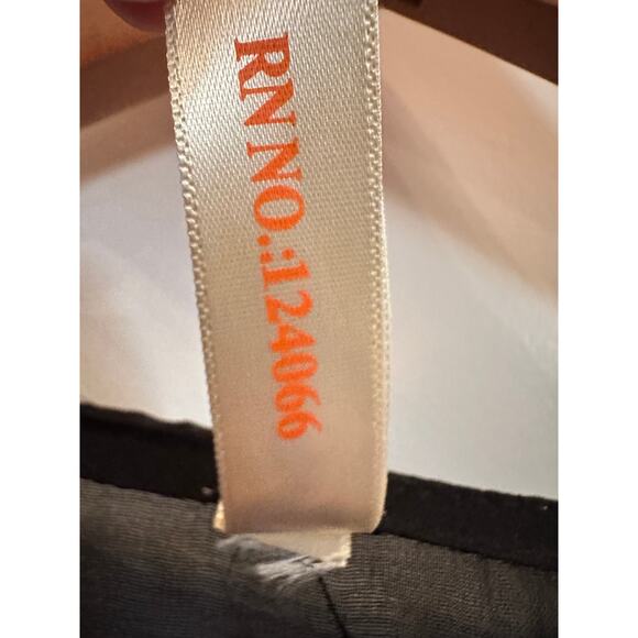 Shoreline Swimsuit Cover Up Plus Size Black & White - Picture 5 of 7